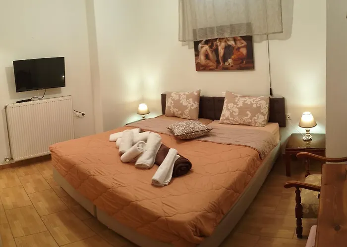 Niki\'S House
